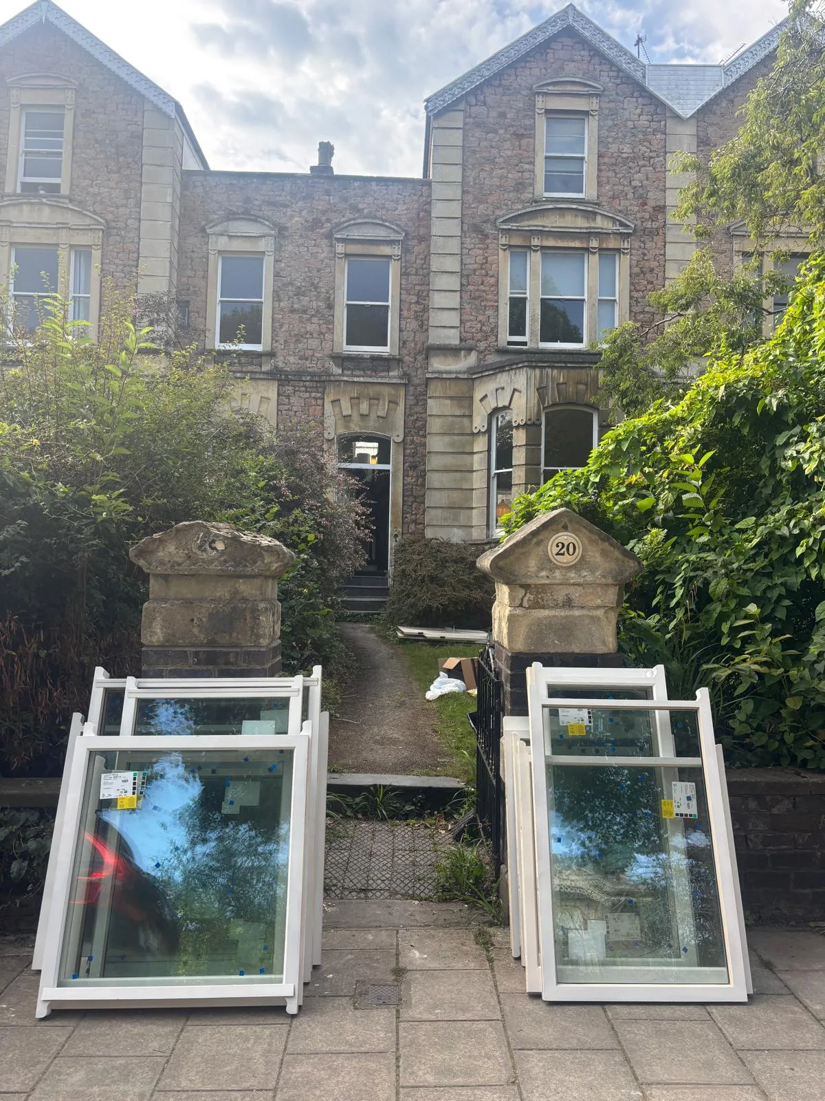 New sash windows displayed outside a Clifton period property, alternate view.